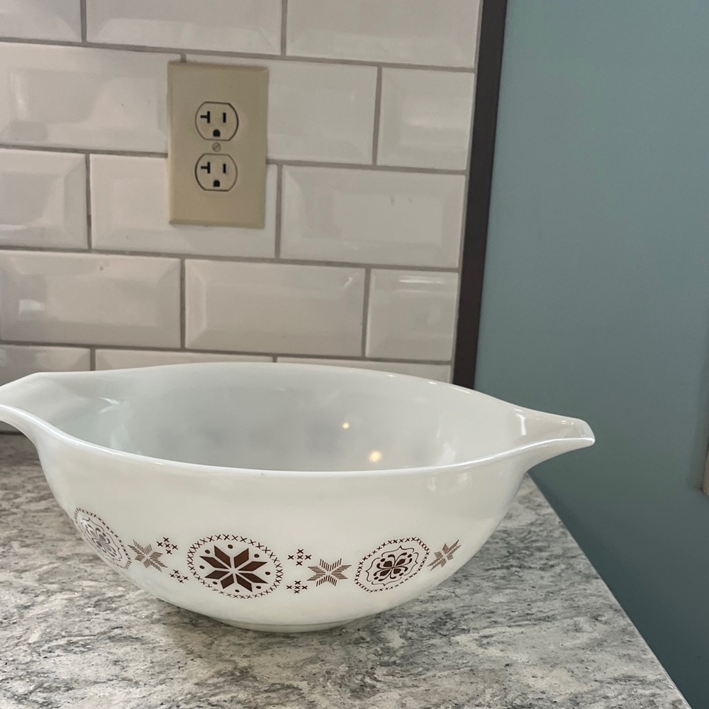 Vintage Pyres Large White Mixing Bowl with Brown Pattern